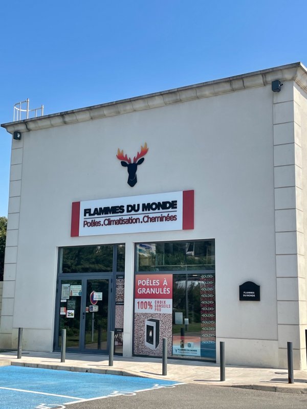 FLAMMES DU MONDE