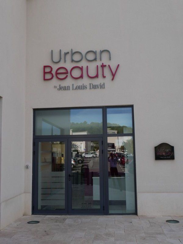URBAN BEAUTY