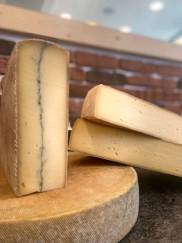 La cave à fromages