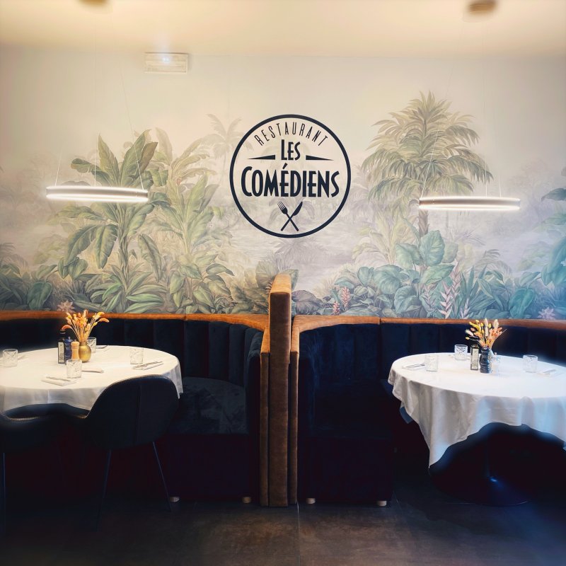 Les comédiens